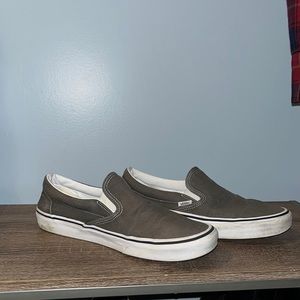 Vans Men's 9.5 Women's 11 Classic Gray Slip On Low Top Canvas Sneakers